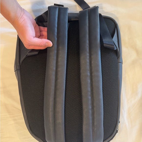 Armani exchange backpack - Picture 4 of 16